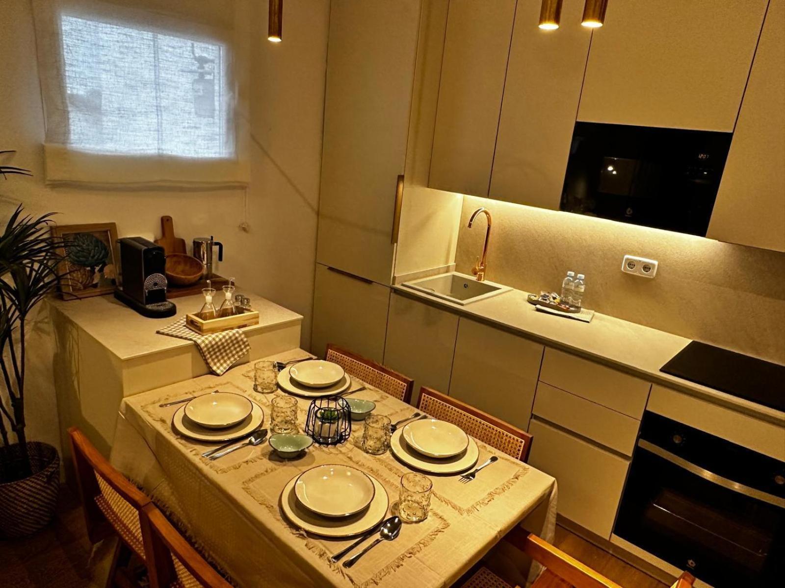 Piso 2 Habitaciones En El Centro Madrid Luaran gambar