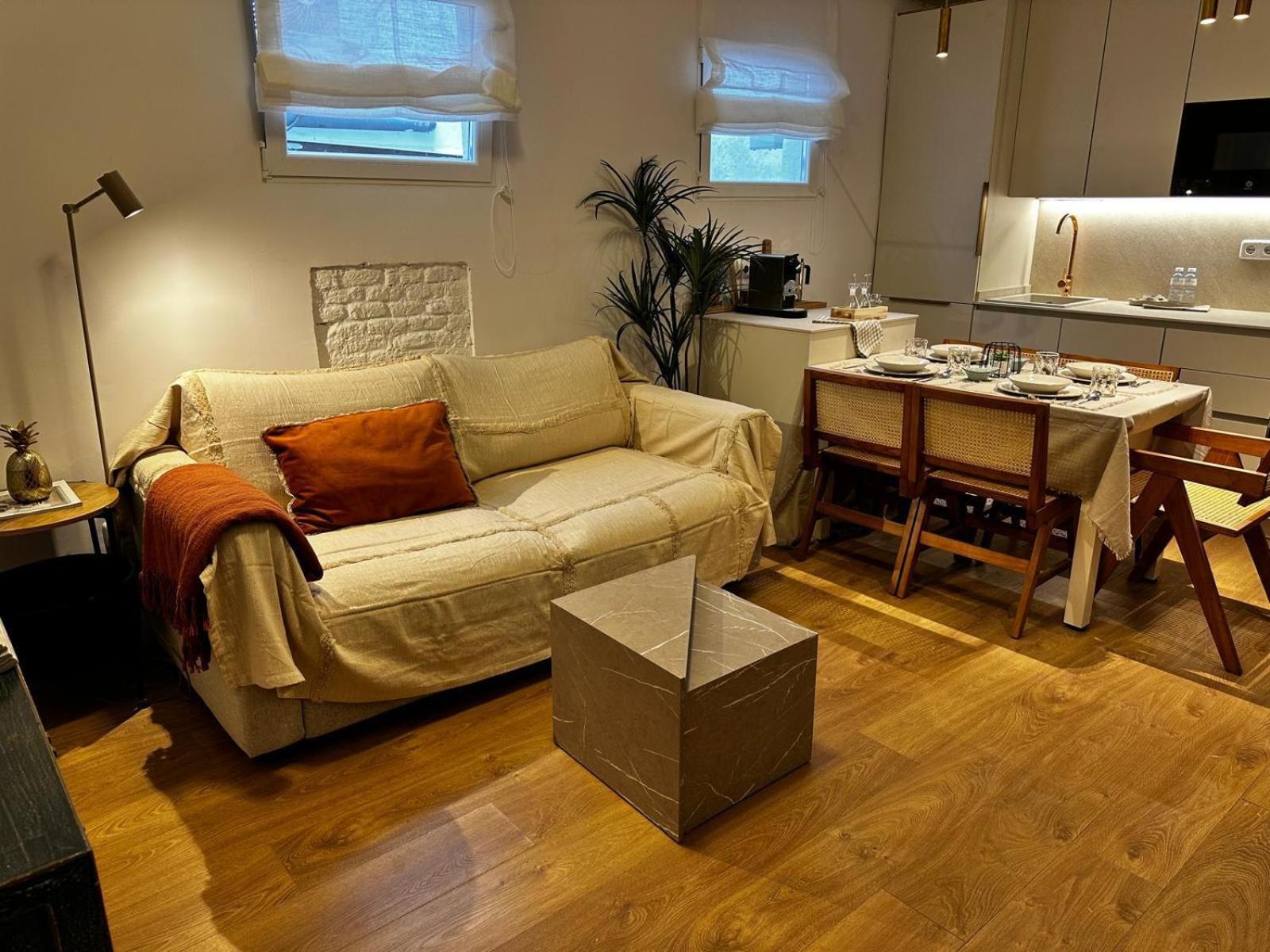 Piso 2 Habitaciones En El Centro Madrid Luaran gambar